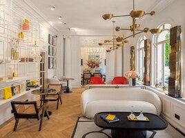 Sala de estar en el lobby