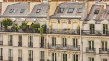 إطلالة من الشرفة