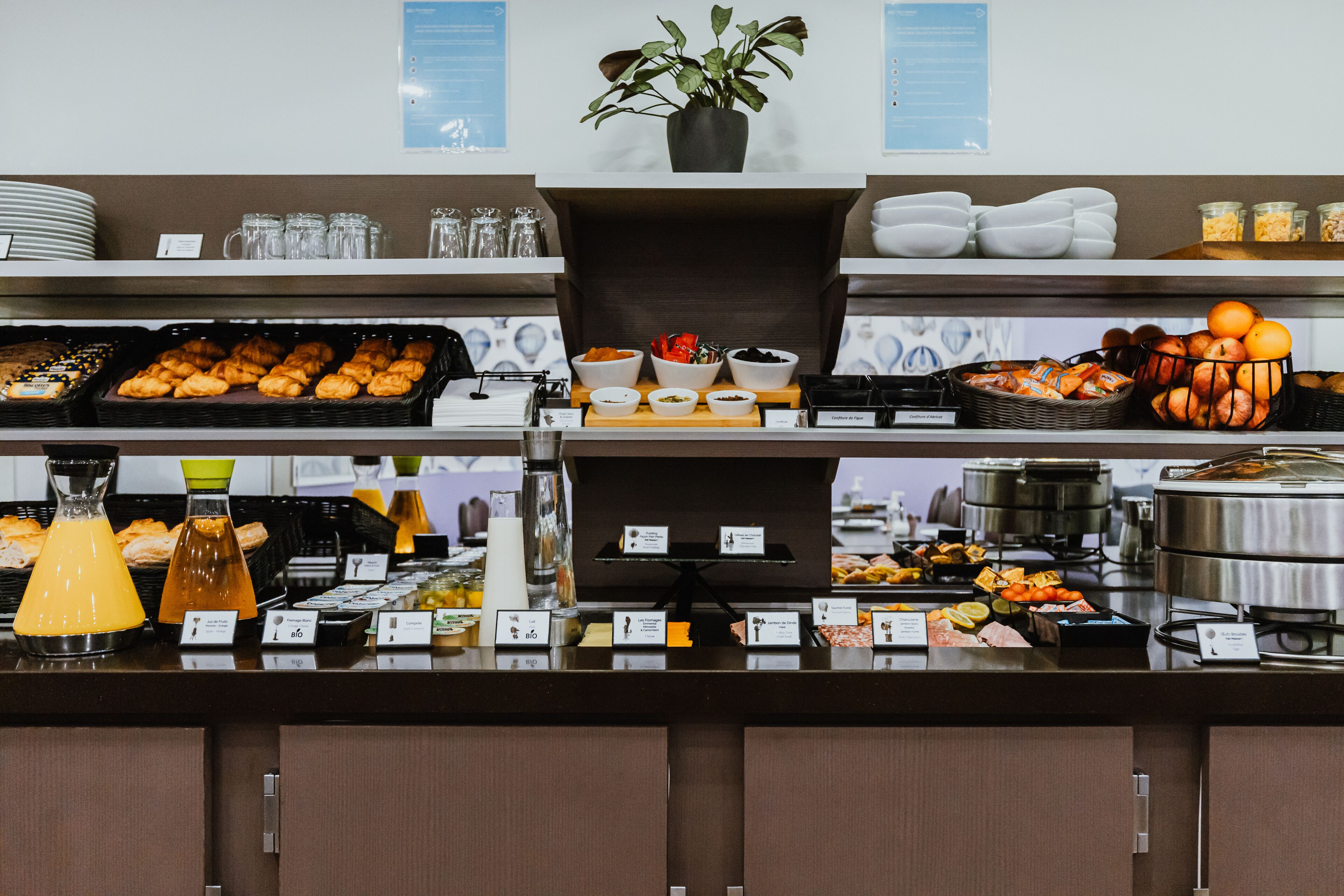 daily to-go breakfast (eur 14 per person)