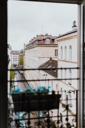 Standard Room, 1 Double Bed, Non Smoking | Desk, laptop workspace, blackout curtains, soundproofing - Hotel Apolonia Paris Mouffetard, Sure Hotel Collection by BW (Paris)