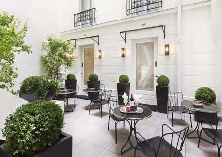 Hotel Balmoral - Image 11