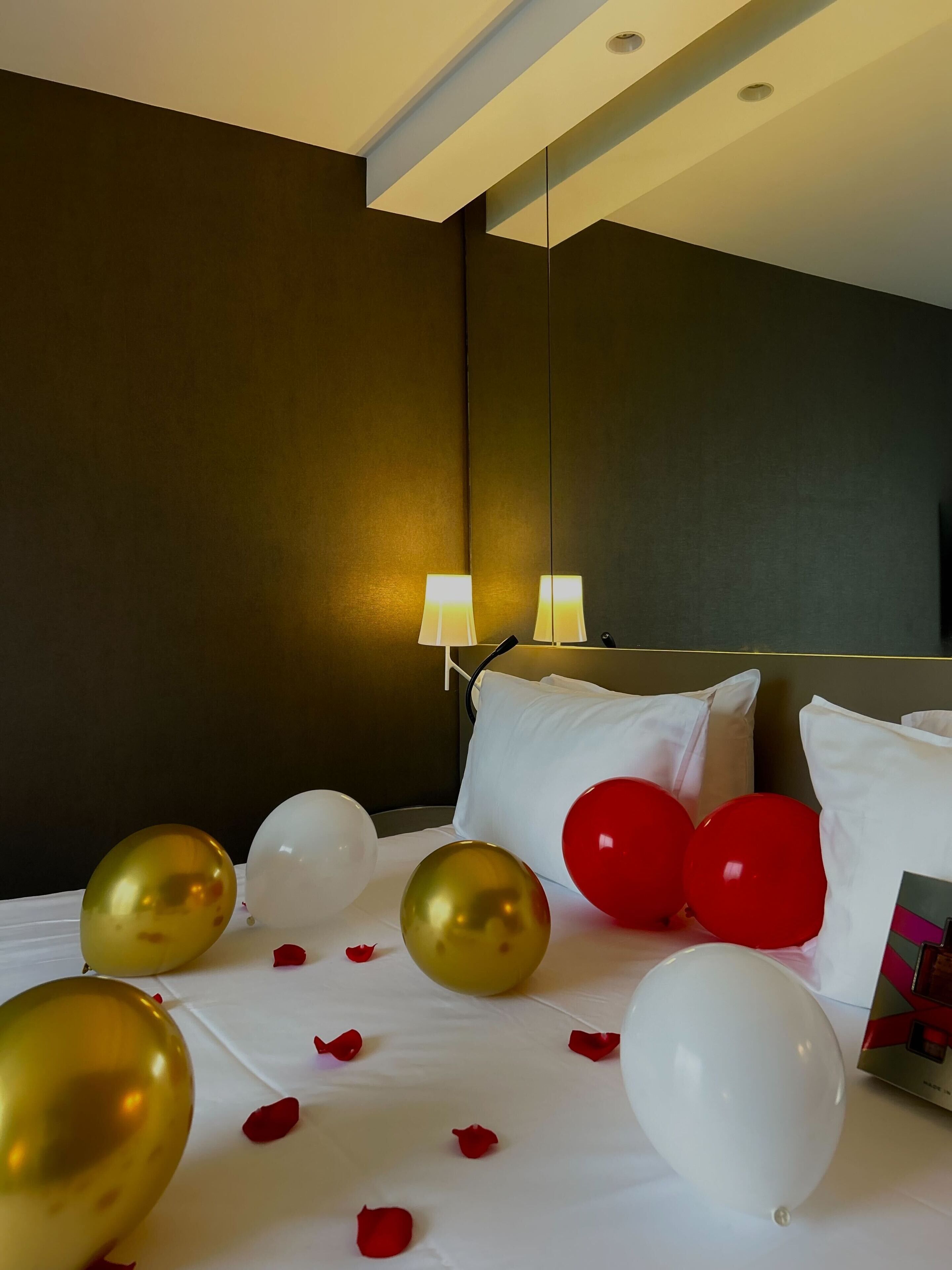 In-room safe, desk, soundproofing, iron/ironing board