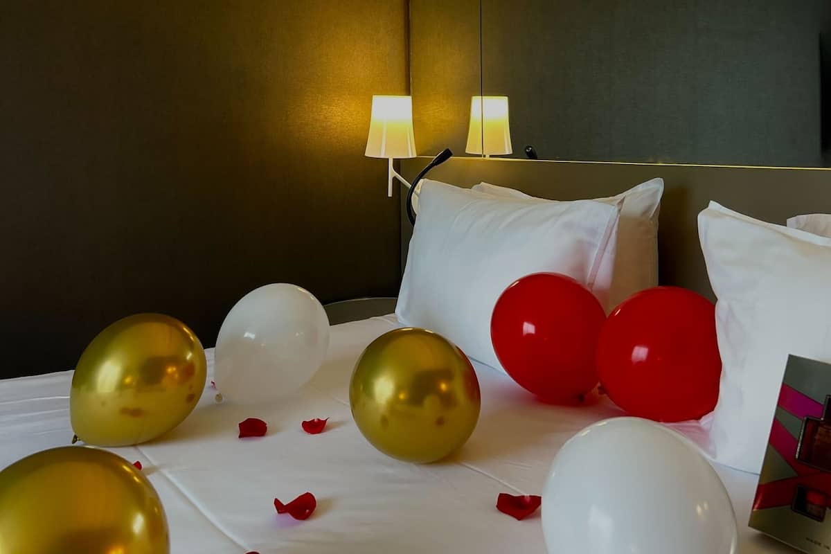 In-room safe, desk, soundproofing, iron/ironing board