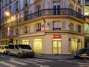 Exterior - Mercure Paris Opera Lafayette (Paris)
