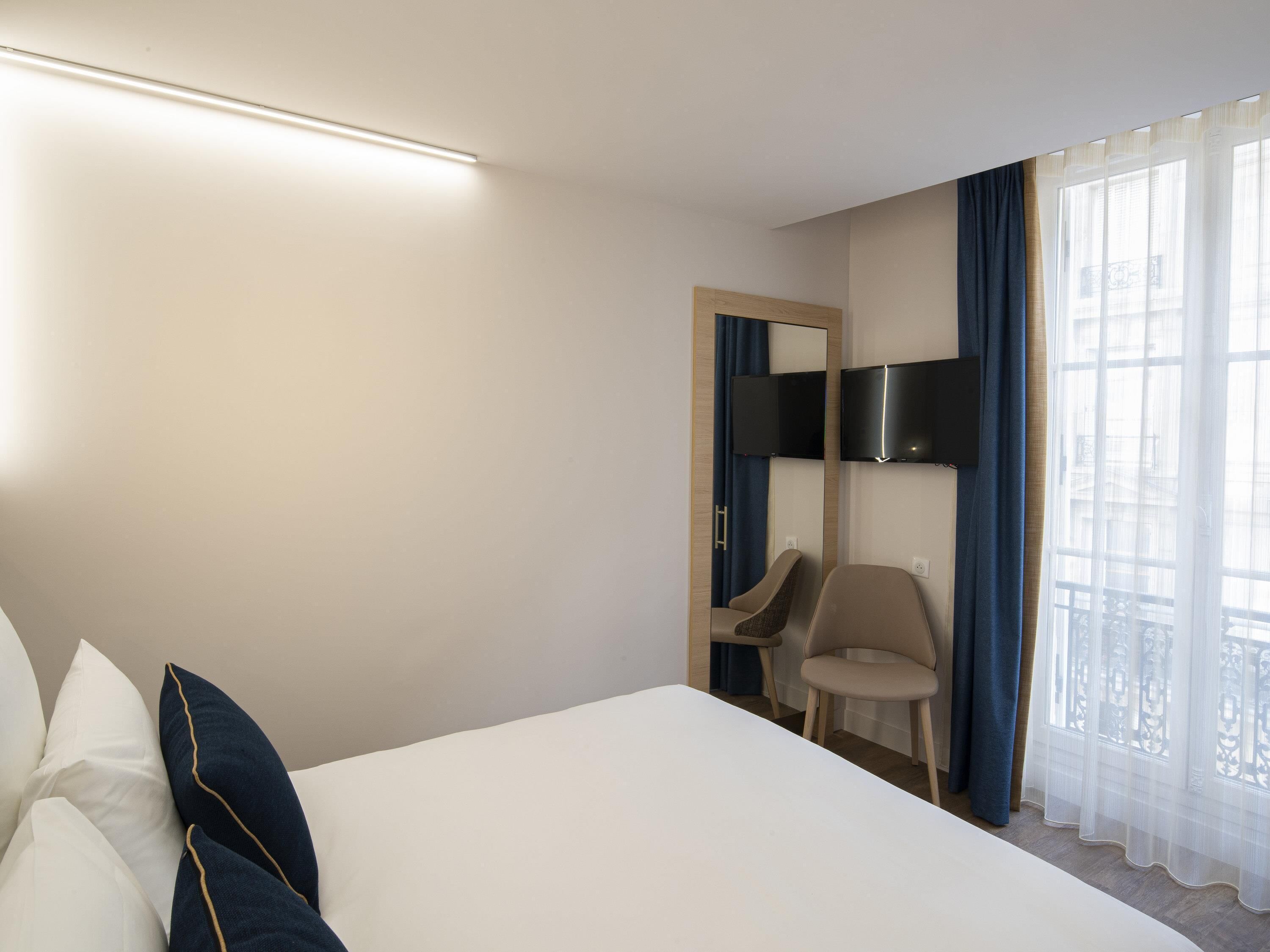 Phòng đôi phong cách cổ điển, 1 giường đôi | Bộ đồ giường kháng dị ứng, minibar, két bảo mật tại phòng, bàn 