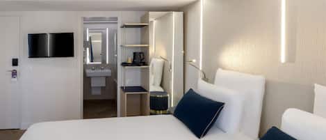 Superior Room, 1 Queen Bed