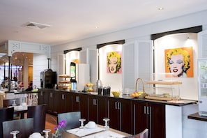Buffet - Hotel du Golf Rosny (Rosny-sous-Bois)