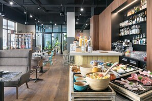 Daily buffet breakfast (EUR 16 per person) - Hotel Kaijoo by HappyCulture (Strasbourg)