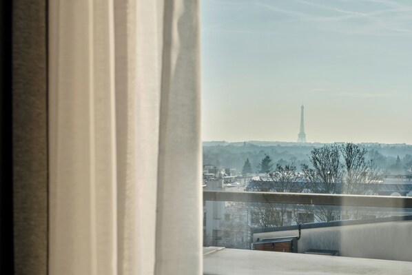 Room Double or Twin Classic View Tour Eiffel