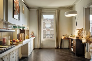 Daily buffet breakfast (EUR 15 per person)