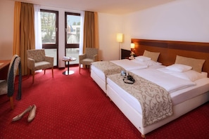 In-room safe, desk, rollaway beds, free WiFi