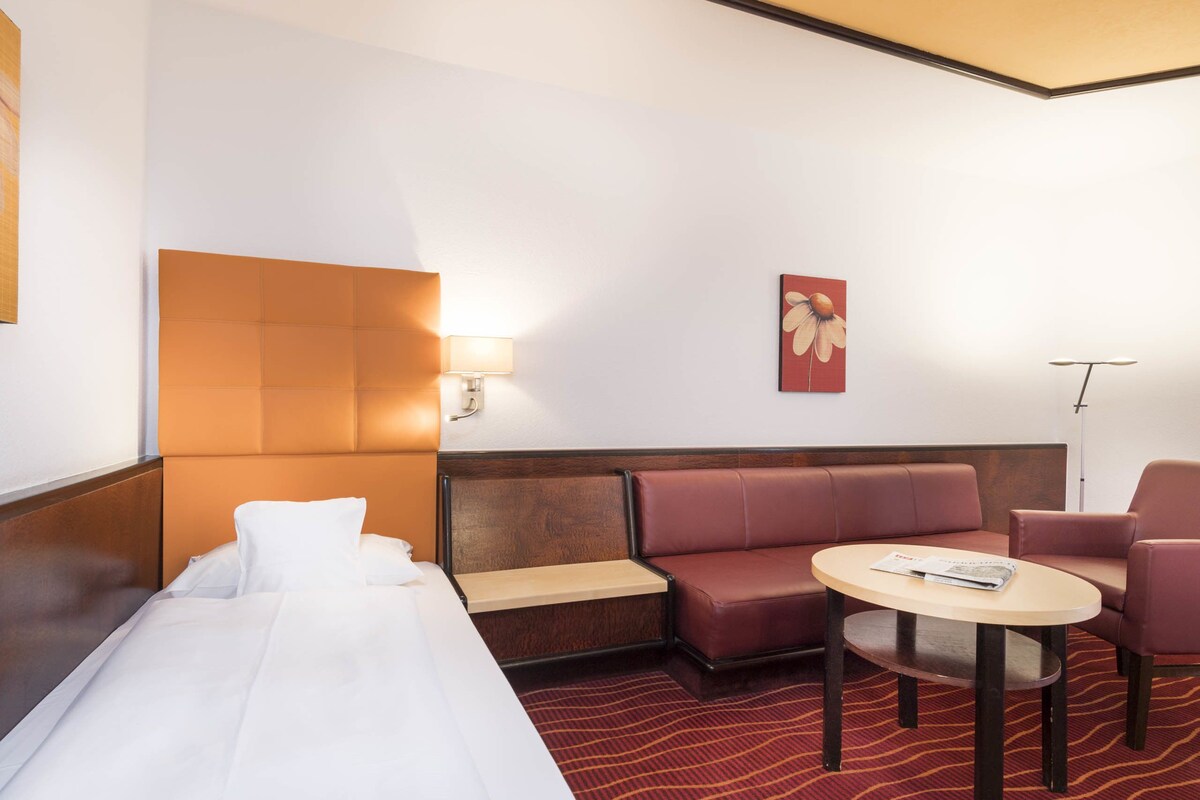 Classic Single Room | Premium bedding, minibar, desk, cribs (surcharge)