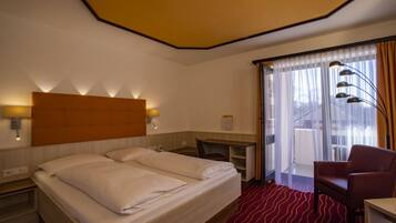 Double Room | Premium bedding, minibar, desk, cribs/infant beds