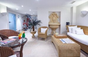 Sauna, hot stone massages, facials, 1 treatment room