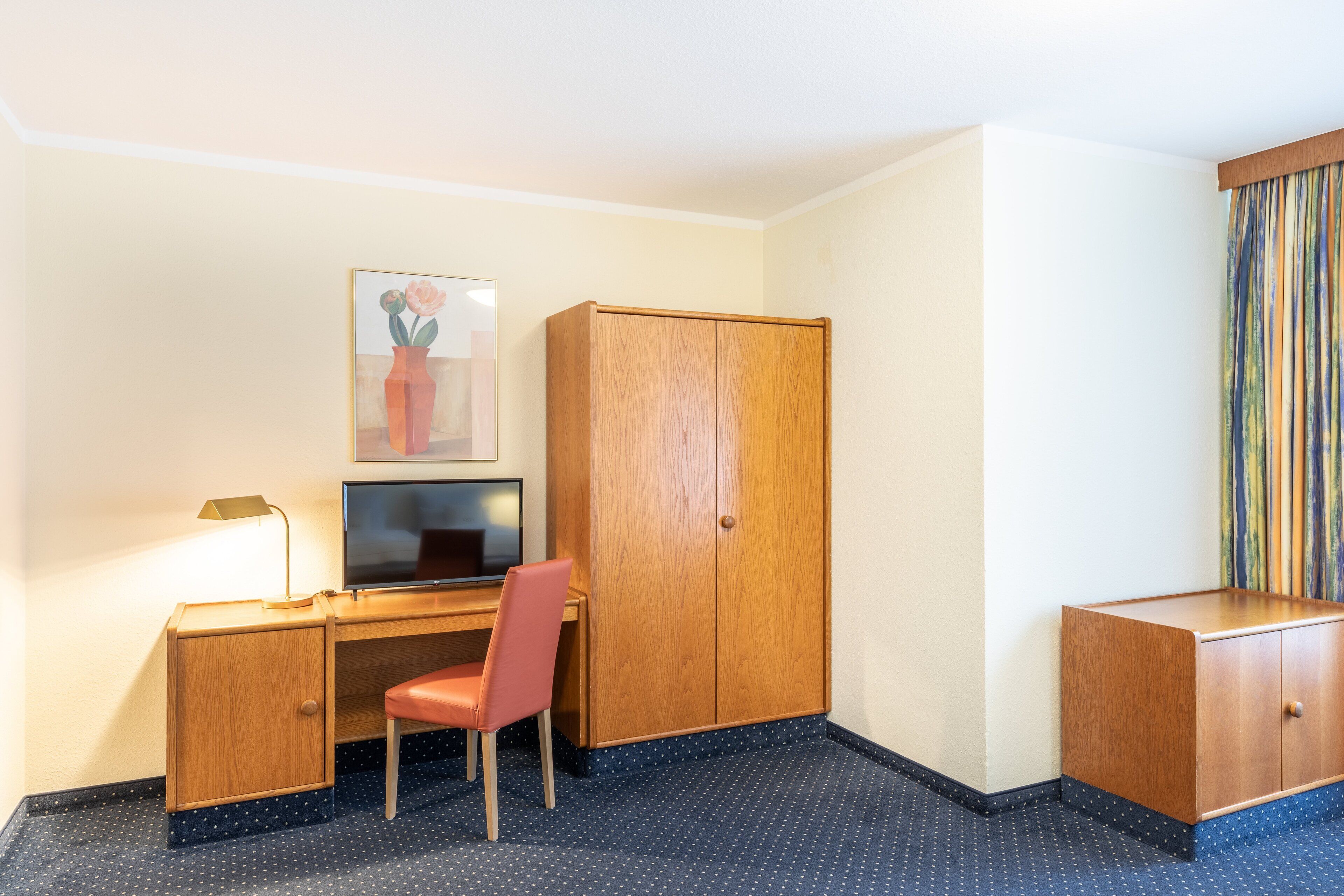 in-room safe, desk, soundproofing, iron/ironing board
