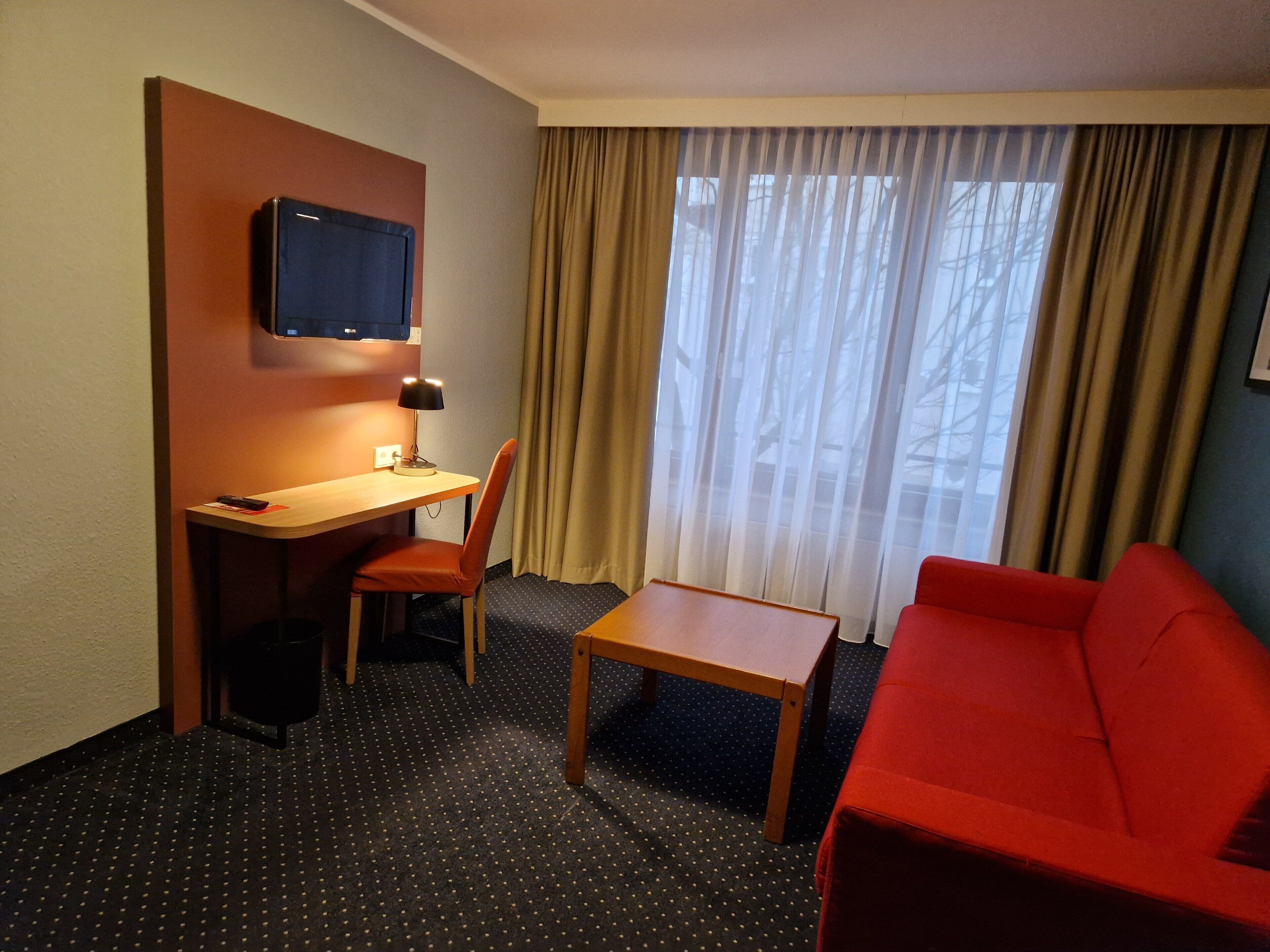 Coffres-forts dans les chambres, bureau, chambres insonorisées