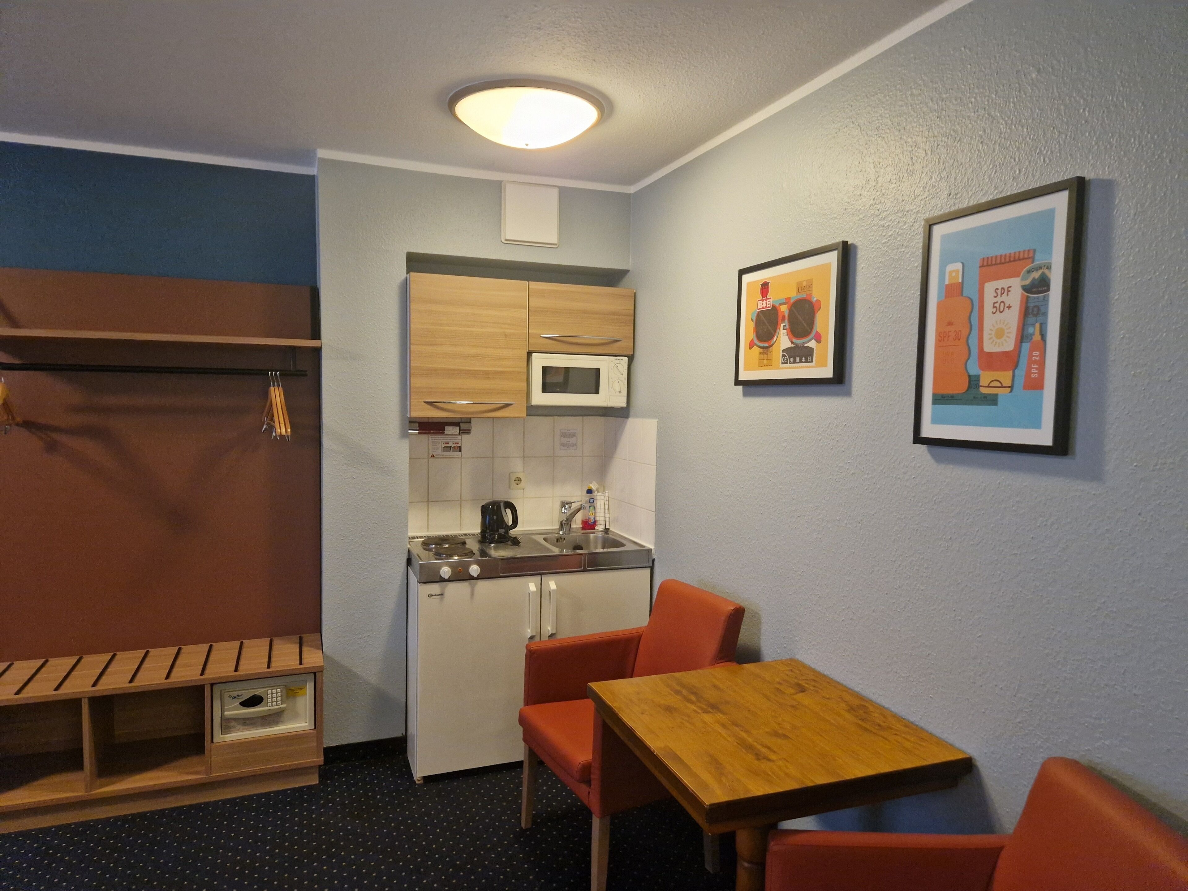 Suite, 1 Bedroom (with Kitchen Area) | In-room safe, desk, soundproofing, iron/ironing board (on request)
