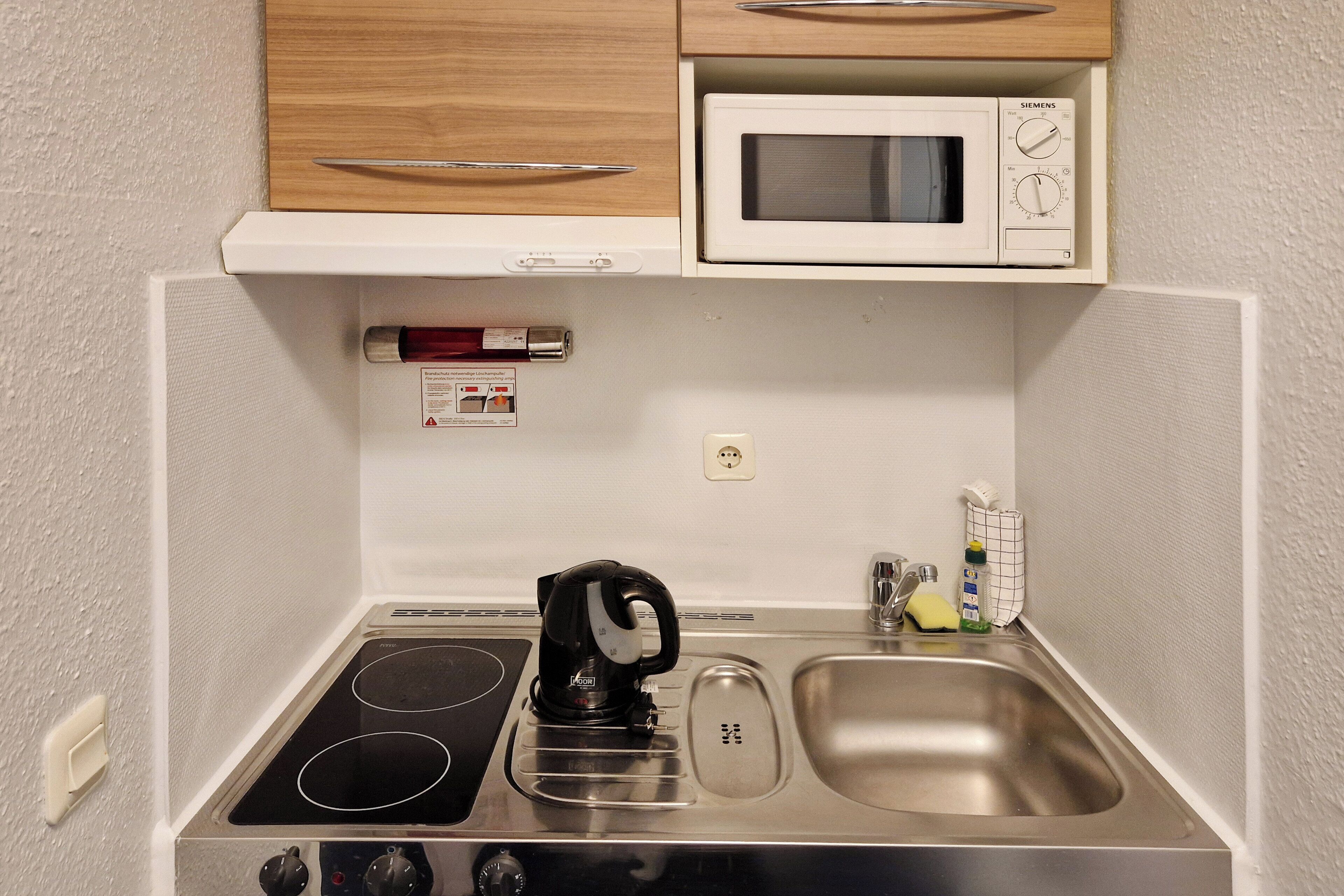 Habitación estándar, 1 cama individual | Caja de seguridad en la habitación, escritorio y insonorización 