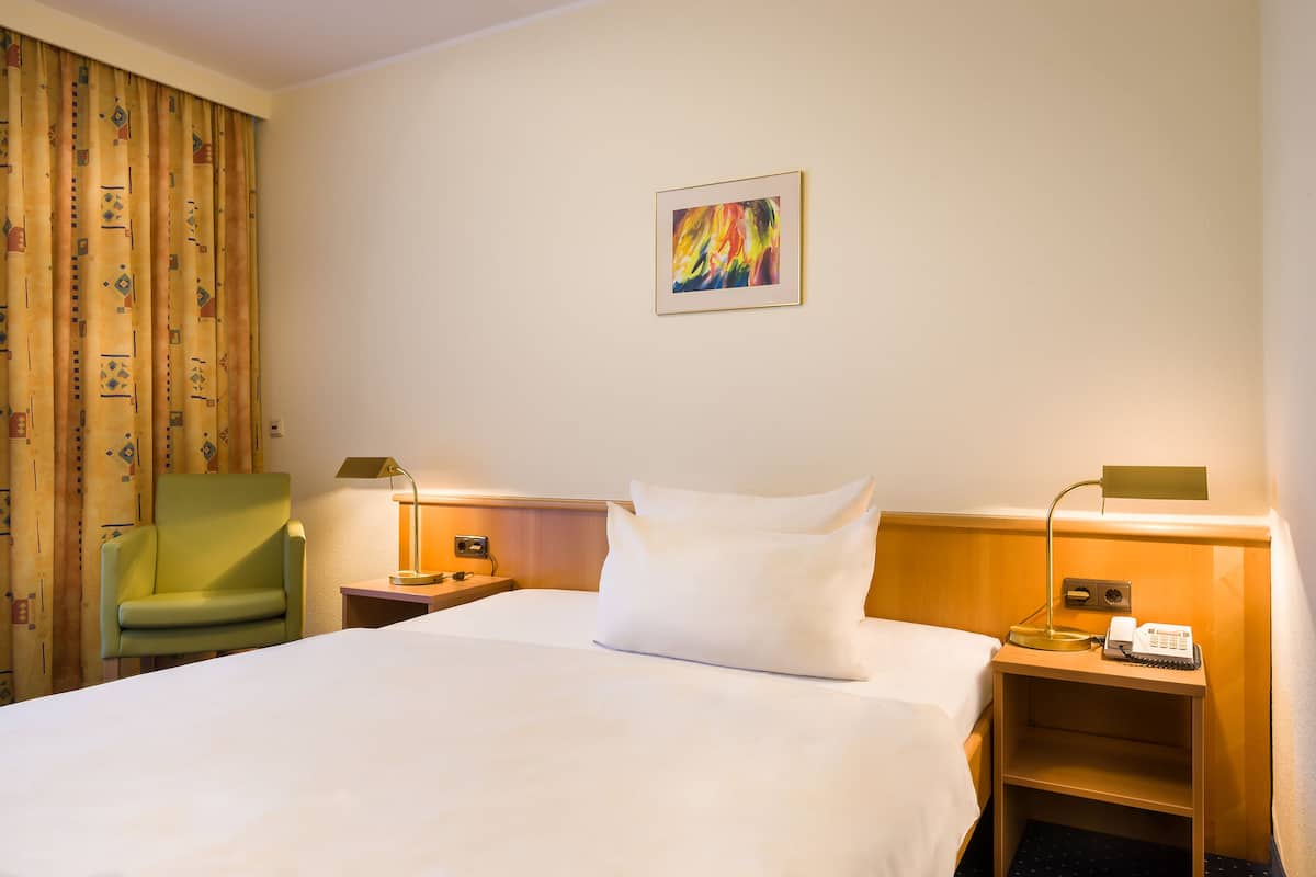 Single Room | Room amenity