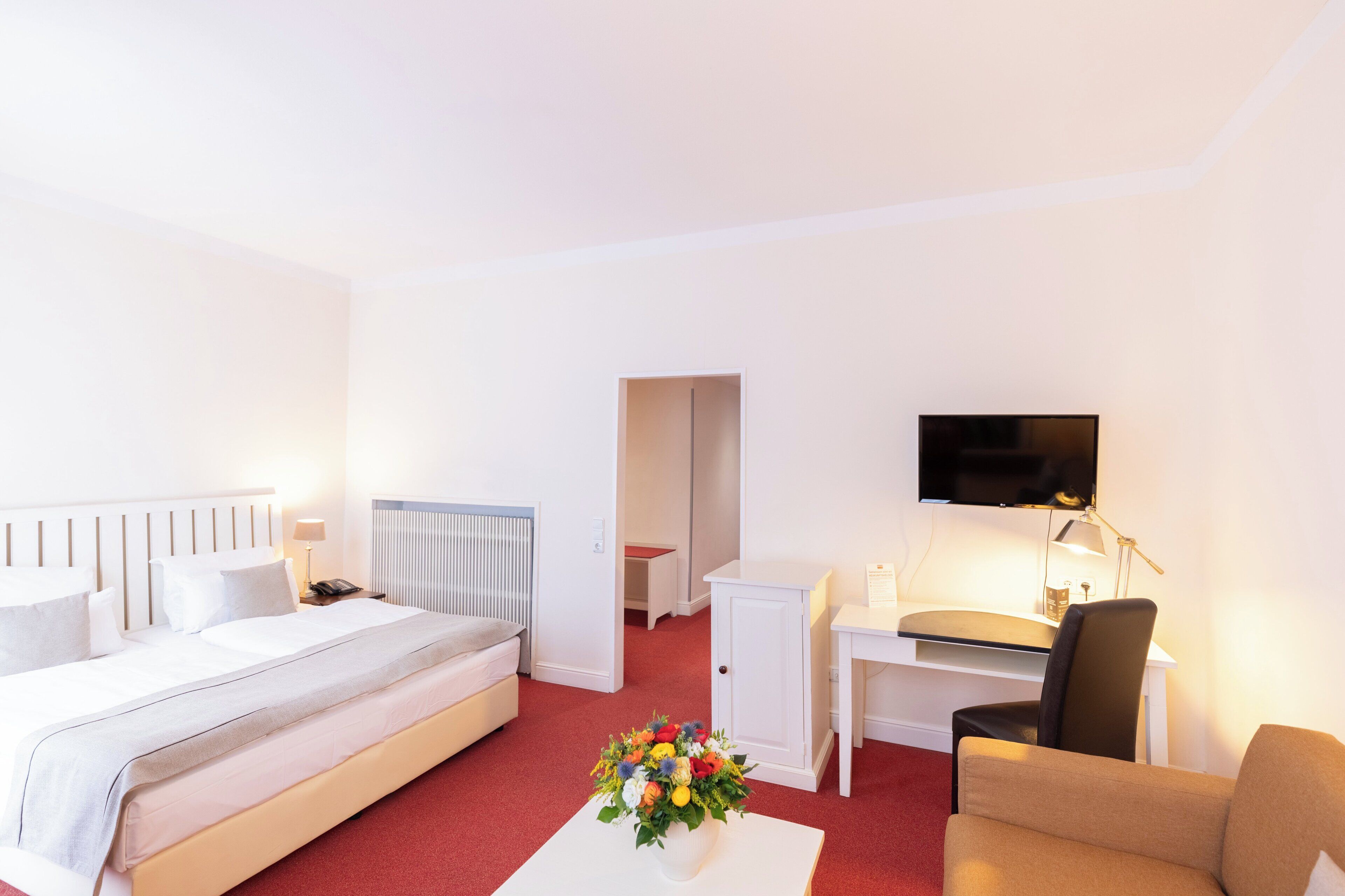 deluxe double room (three people) | minibar, in-room safe, desk, free wifi