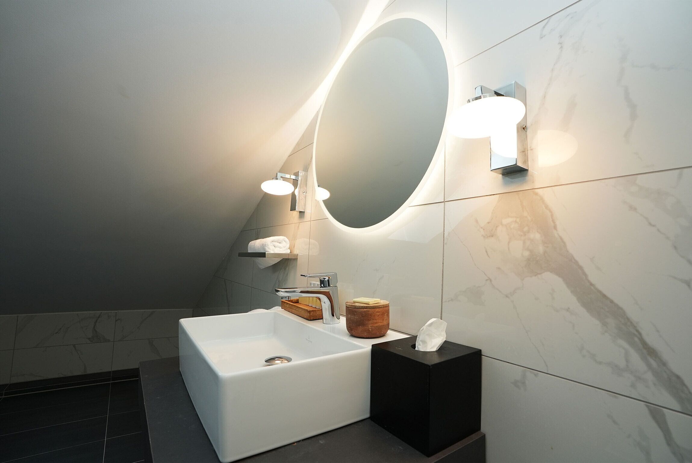 apartment | bathroom | shower, rainfall showerhead, free toiletries, hair dryer