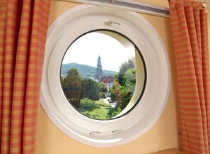 3 chambres, literie de qualité, minibar, coffre-fort