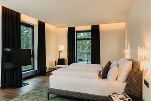 Luxury Suite Waldblick | 防过敏的被褥、客房内保险箱、办公桌、笔记本电脑工作区