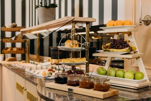 Daily buffet breakfast (EUR 24 per person)