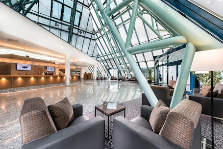 Lobby. Excelsior Hotel Nürnberg Fürth, a member of Radisson Individuals