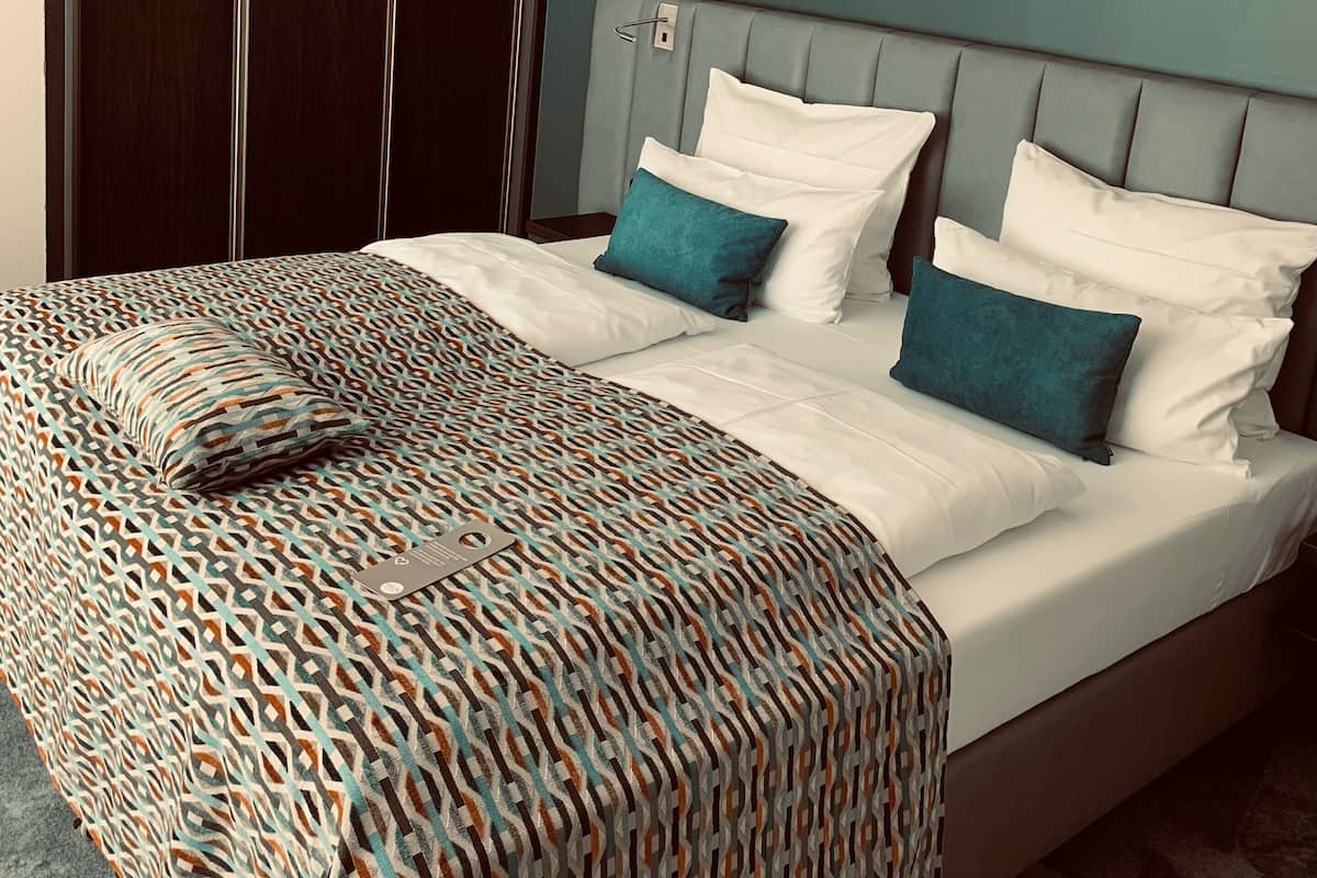 Minibar, in-room safe, individually furnished, desk