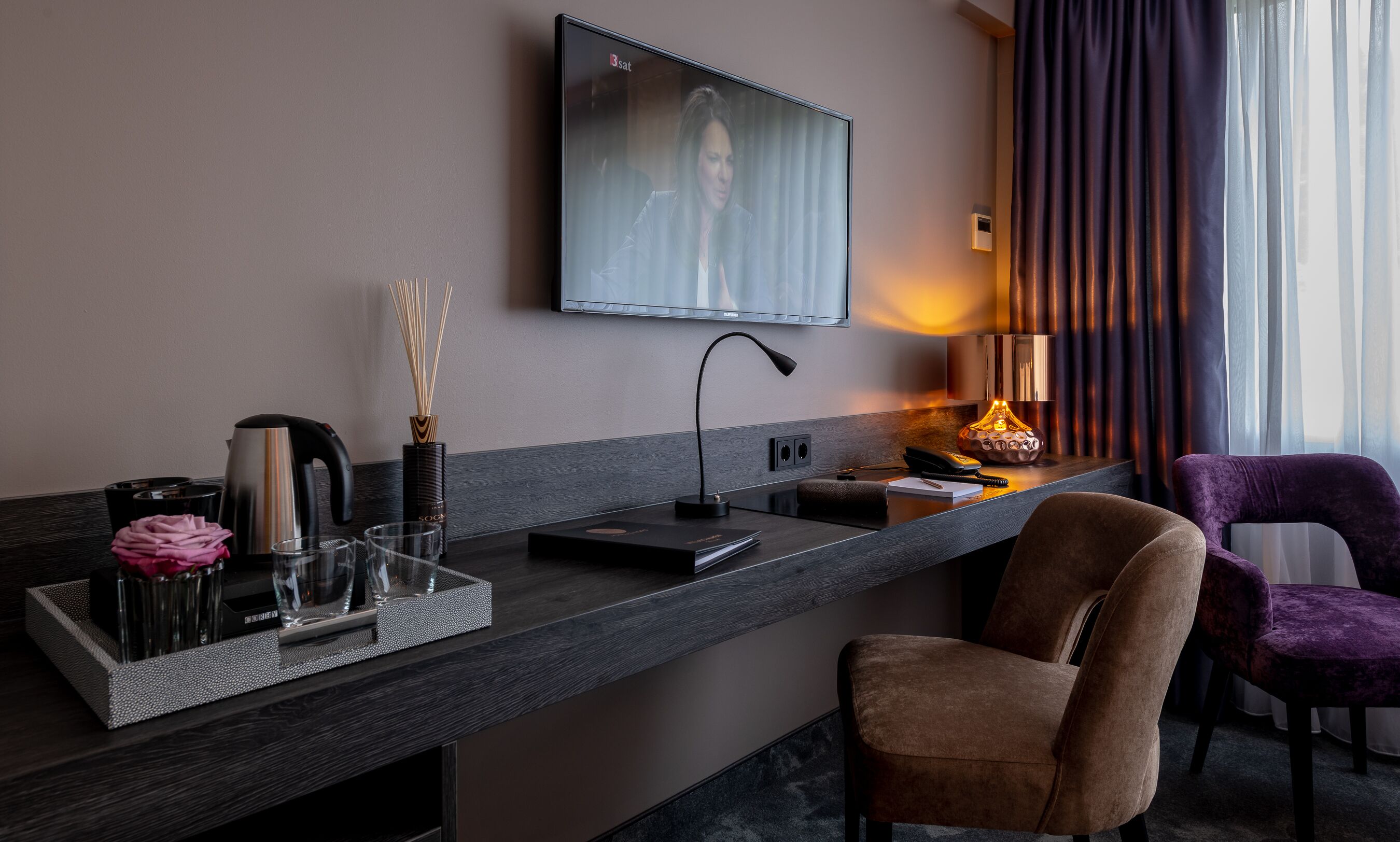 comfort double room | minibar, in-room safe, individually furnished, desk