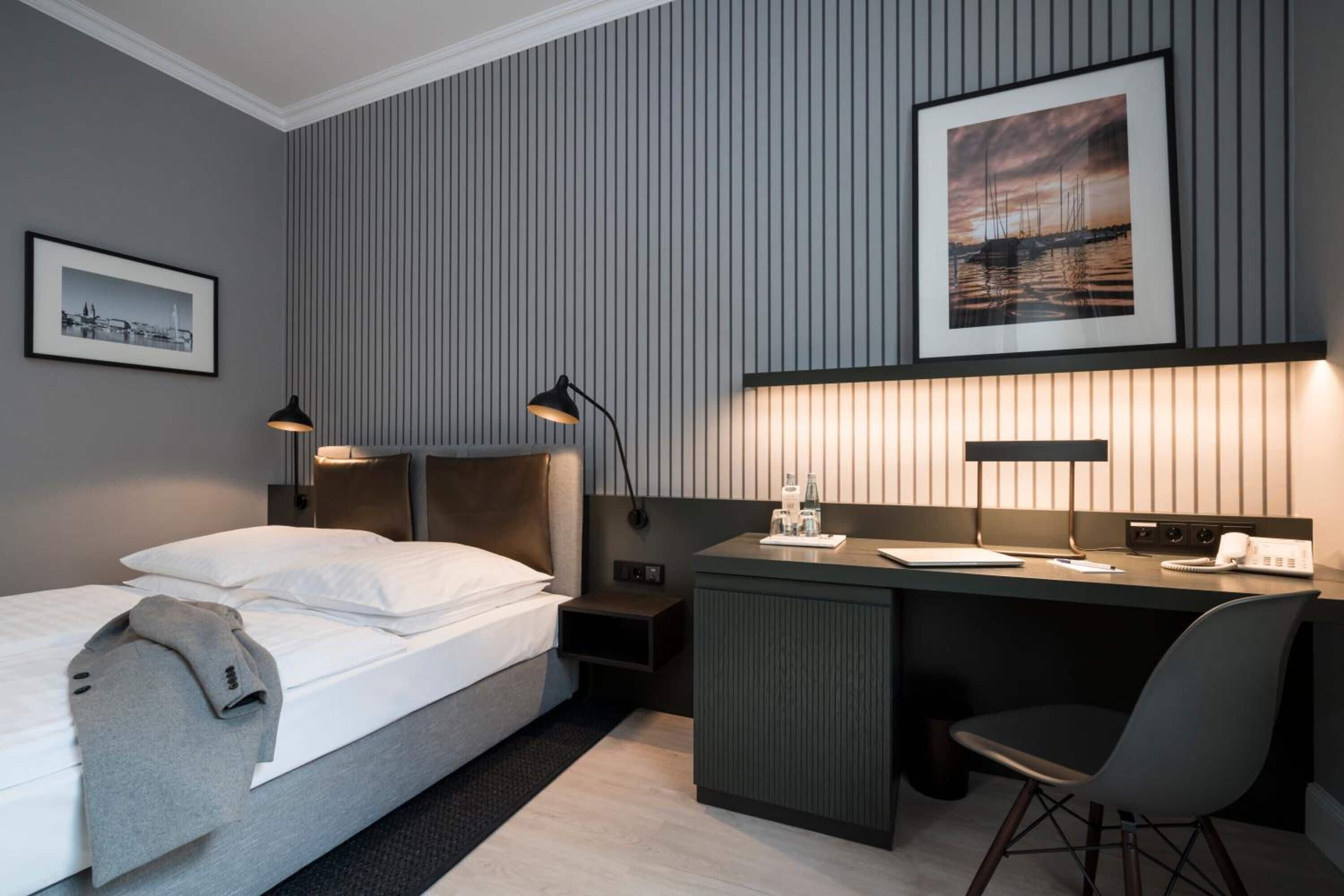 hypo-allergenic bedding, minibar, in-room safe, desk