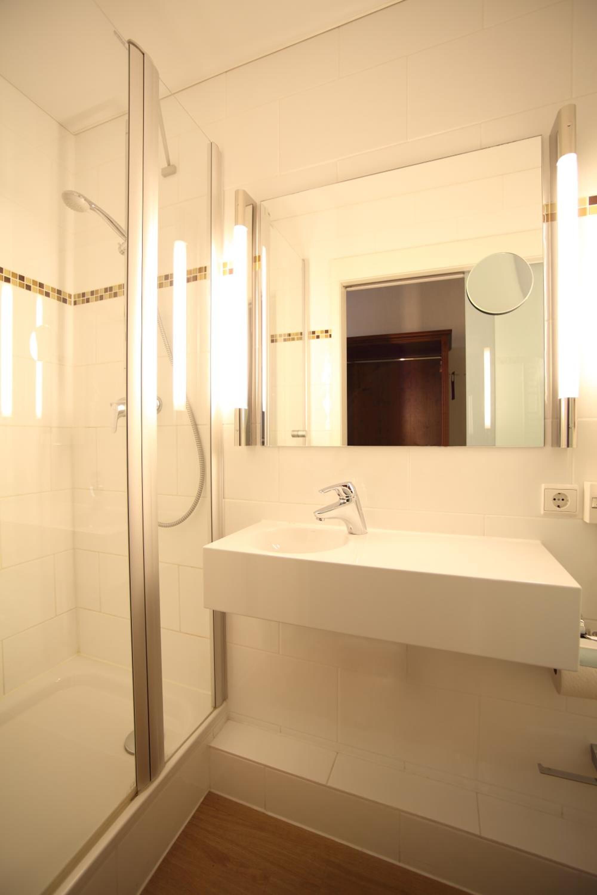 free toiletries, towels, soap, shampoo