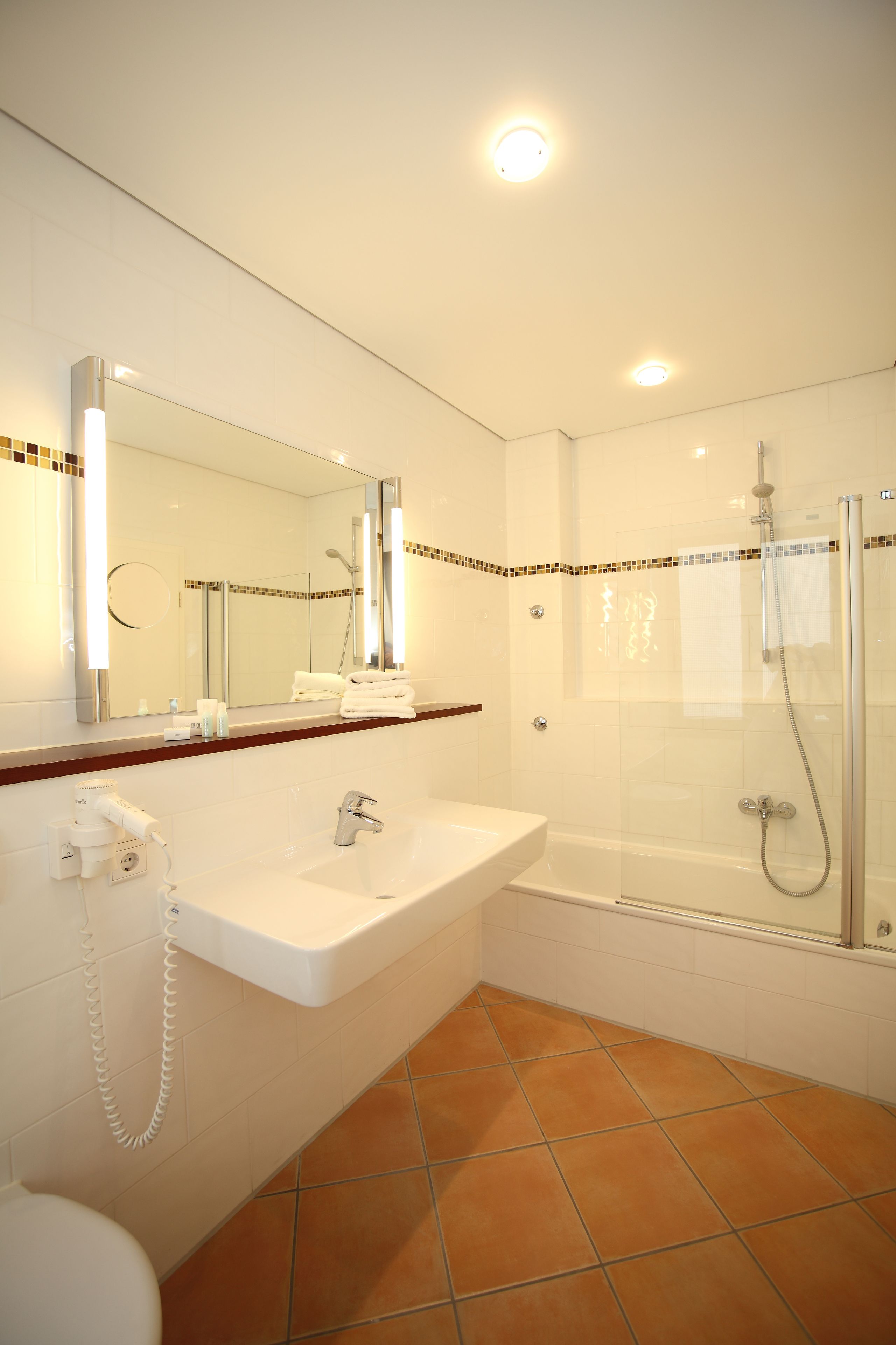 free toiletries, towels, soap, shampoo