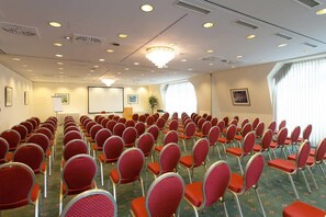 สถานที่จัดงานประชุม