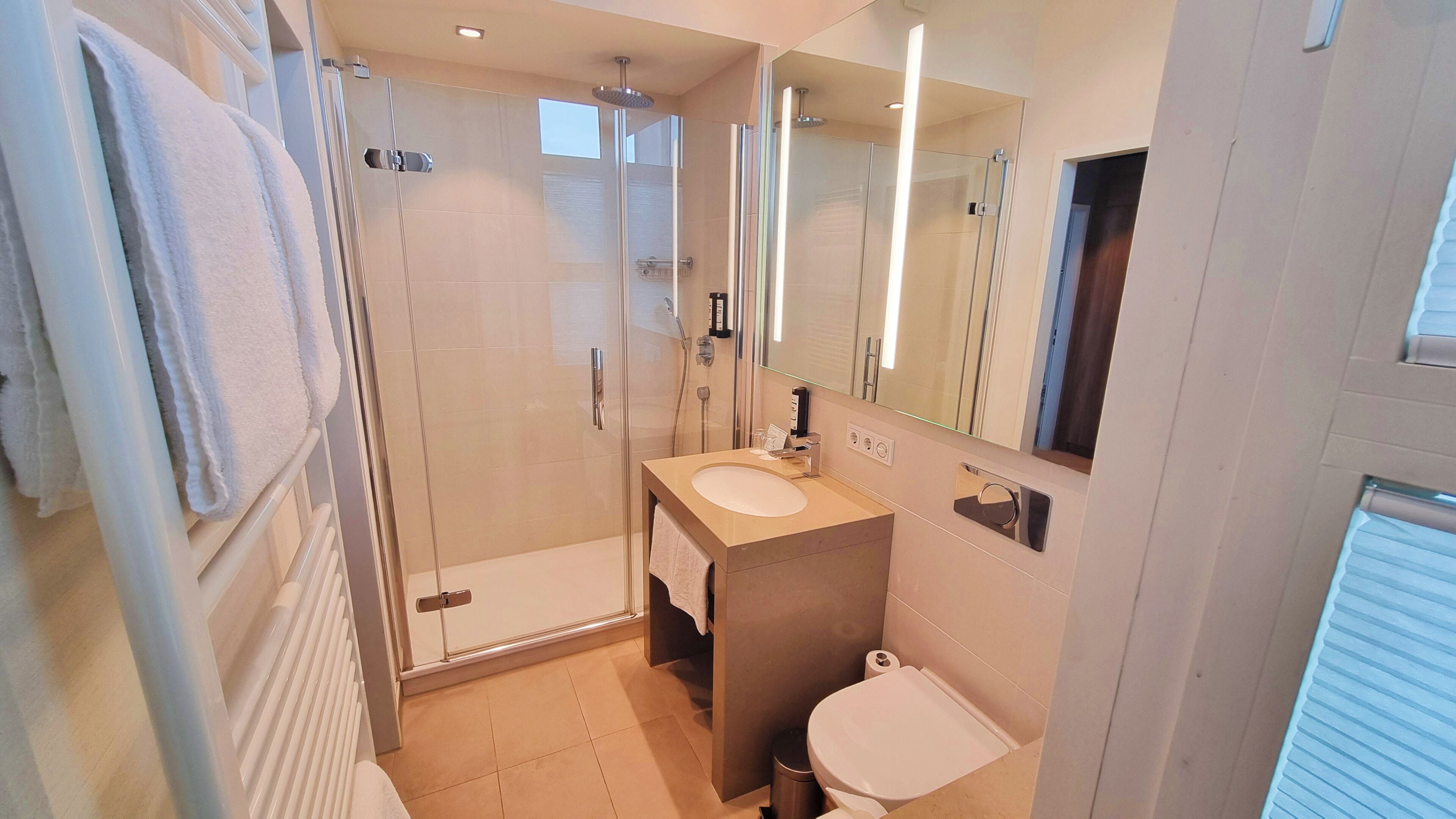 suite, balcony | bathroom | hair dryer, bathrobes, slippers, towels