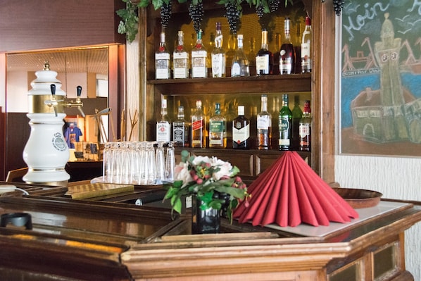 Bar (in der Unterkunft)