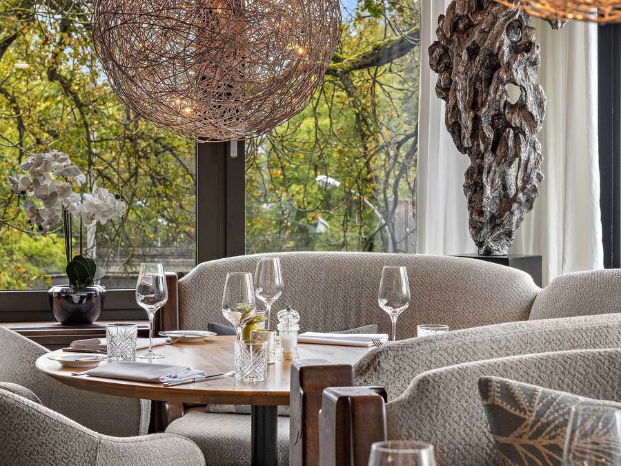 Breakfast, dinner served; Mediterranean cuisine, al fresco dining