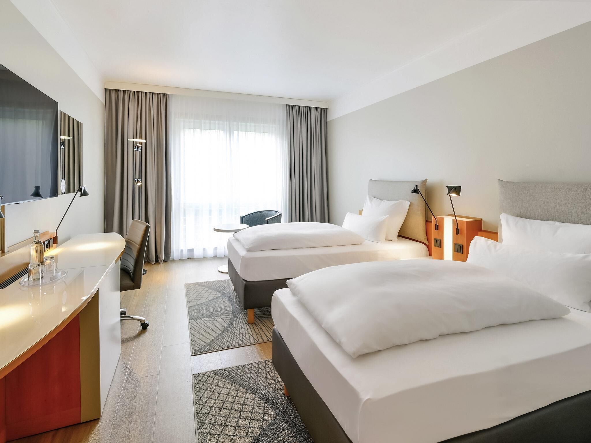 Standard Room, 2 Twin Beds | Premium bedding, in-room safe, desk, laptop workspace