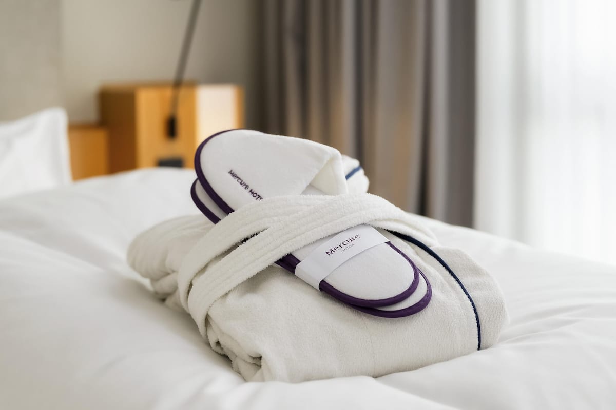 superior room, 2 single beds | premium bedding, in-room safe, desk, laptop workspace