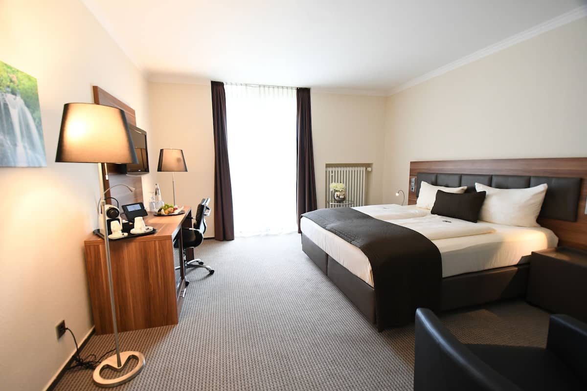 Ropa de cama hipoalergénica y minibar
