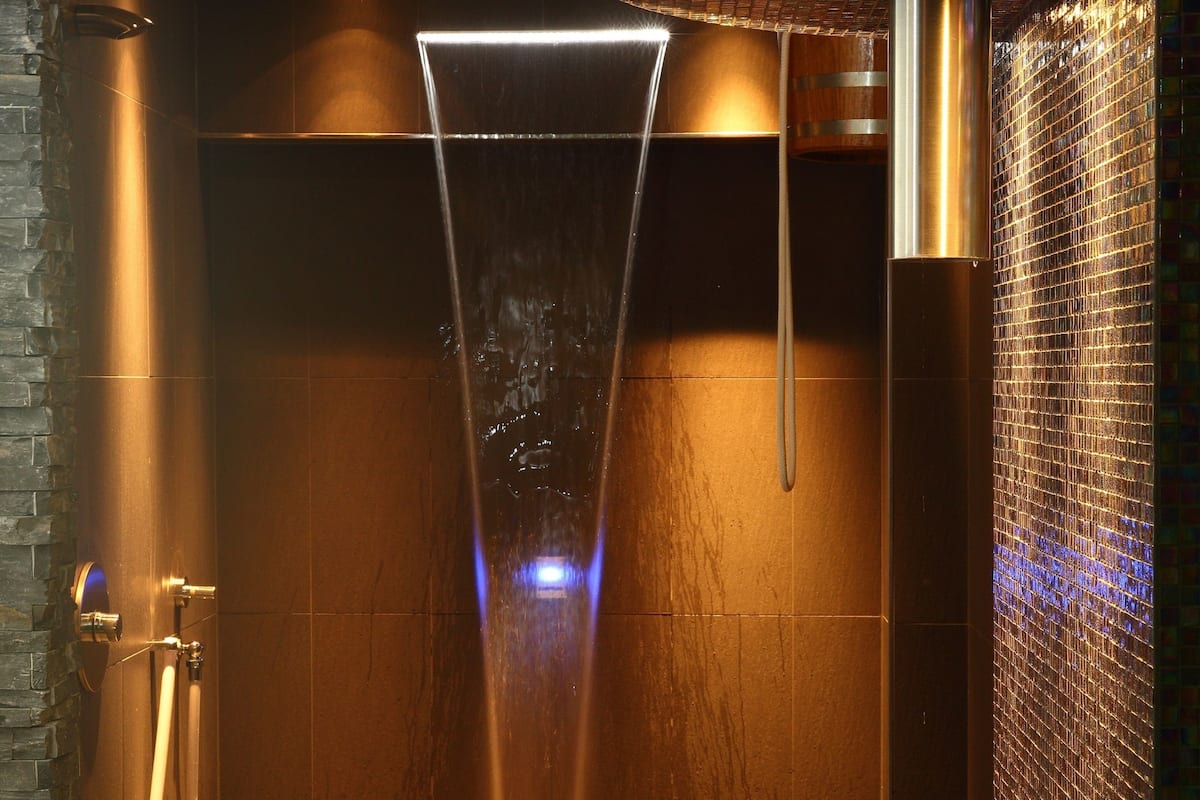 couples treatment room(s), sauna, steam room, turkish bath/hammam