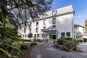 Exterior - Garner Hotel Cologne East by IHG (Cologne)