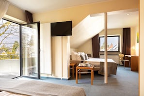 Allergikerbettwaren, Zimmersafe, Schreibtisch, schallisolierte Zimmer