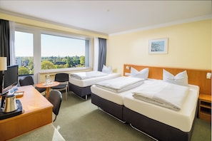 Chambre triple | 1 chambre, literie hypoallergénique, minibar, bureau
