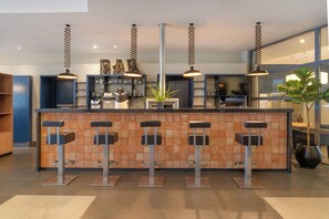 Bar (in der Unterkunft)