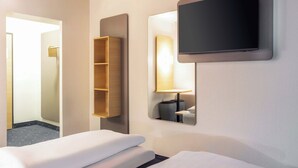 Unclassified image, 5 of 27, button - B&B HOTEL Mannheim-City (Mannheim)