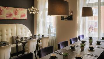 Daily buffet breakfast (EUR 16 per person)