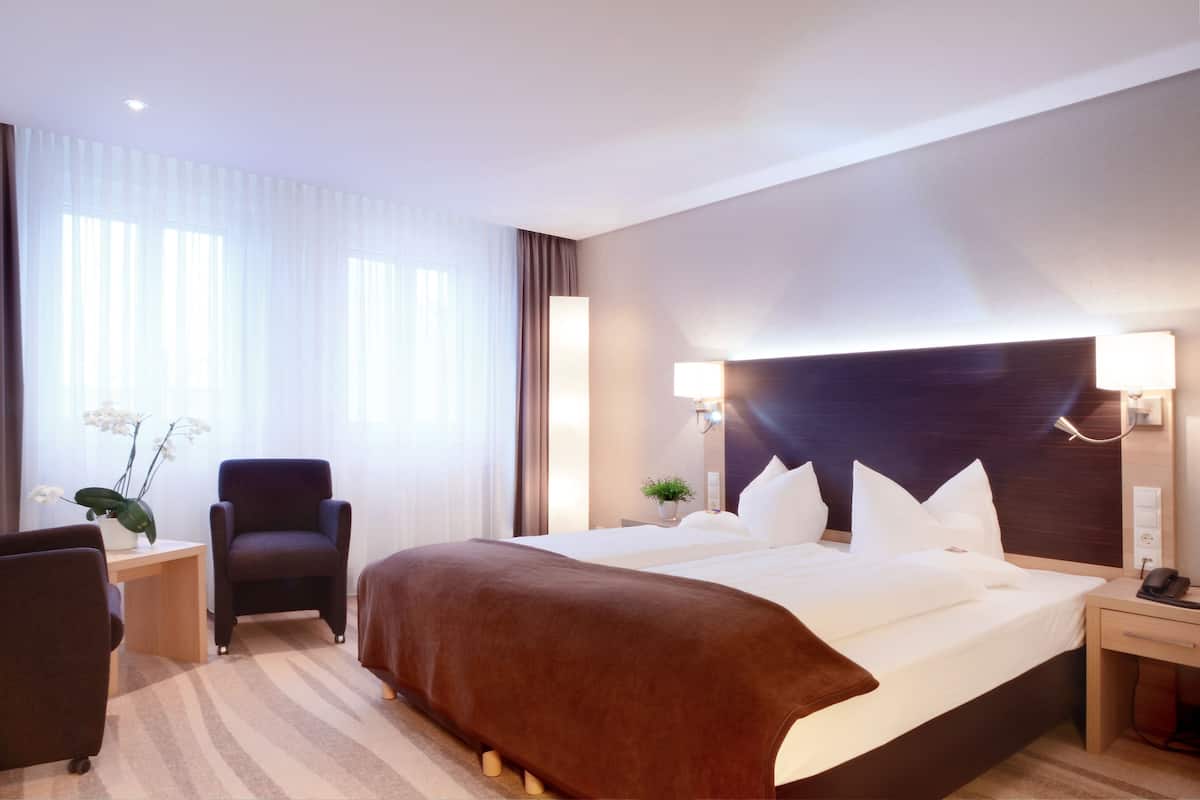 Ropa de cama hipoalergénica y minibar