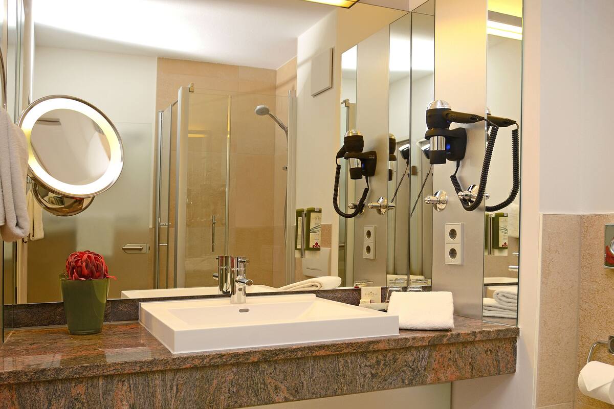 in-room safe, desk, laptop workspace, soundproofing